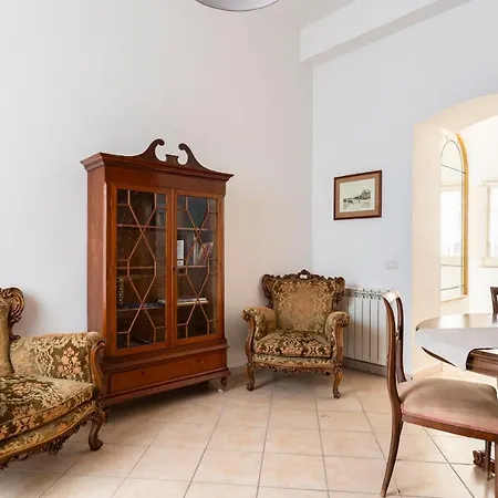 Punto Al Capo Intero O Stanze Matrimoniali Con Bagno Privato Палермо